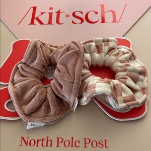 Kitsch Textured Brown and Cream Scrunchies